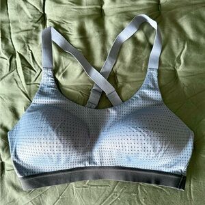 NWOT Lightweight by Victoria Sport Strappy Sport Bra